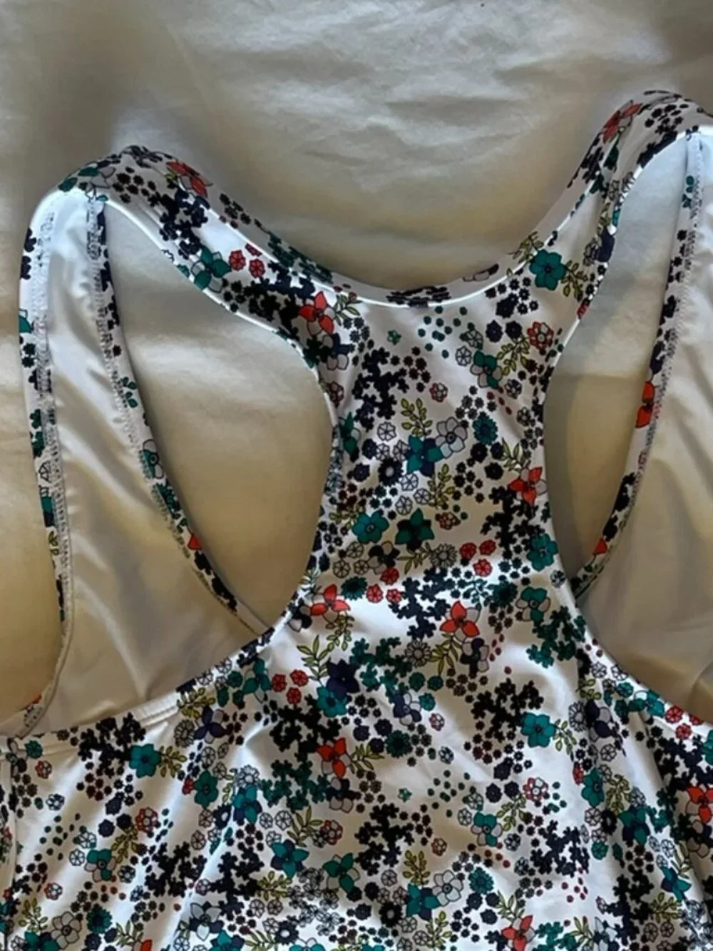 Krimson & Klover Woman's One-Piece Kai Alpine Floral Summer Swim Dress Sz sm